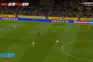 2億雙鋒欲哭無(wú)淚！約克雷斯做球伊薩克奔襲送半空門(mén)，隊(duì)友…解圍