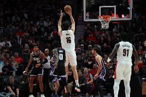 牌面！NBA官方社媒曬楊瀚森數據：16分4籃板3封蓋！