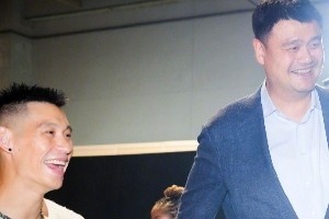 馬里昂胖成球~林書豪曬照：見到很多老朋友 向這些傳奇人物致敬