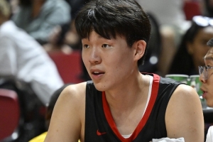 半場僅得1板1助！孔德昕：對位波斯特和霍福德都讓楊瀚森好難受