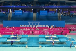 全運會蹦床項目，江蘇隊、山西隊分別摘得男、女團(tuán)體金牌