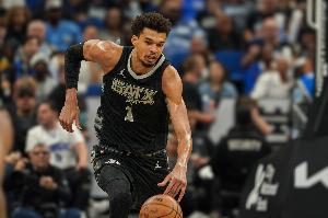 文班亞馬：我這個(gè)夏天能做的事情到了極限 從沒(méi)人像我這樣訓(xùn)練過(guò)