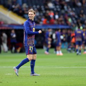 ESPN：巴薩續(xù)約德容達(dá)成協(xié)議 接下來(lái)需決定是否3000萬(wàn)買斷拉師傅