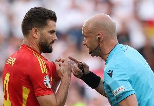 做全職裁判前當了13年獄警！安東尼泰勒：這兩份工作很相似