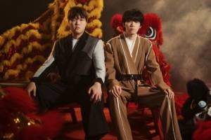 BLG分享S15舞獅定妝照：毛羽狻猊碧間金，繡球落處舞嶙峋