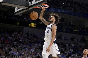 攻防一體！萊夫利6中5得10分6板3助2斷2帽