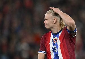 進(jìn)球機(jī)器！哈蘭德本賽季在正式比賽已打入20球，凱恩則是打入19球