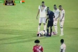 倒霉！比蘇馬國家隊復出僅15秒再次受傷