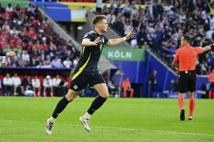 麥克托米奈：兩戰(zhàn)兩勝但我們?nèi)孕杼嵘憩F(xiàn)，繼續(xù)展現(xiàn)出韌性