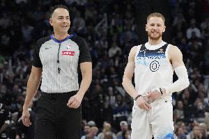 迪文：季前賽主要強調細節以及習慣養成 我們還有很大提升空間