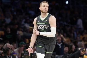 迪文：明尼蘇達夏天很棒 我經常去湖上劃船還去不同的餐廳咖啡店