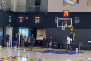 退役巡演需要具備哪些條件？被動和自發！現役誰還能做到？