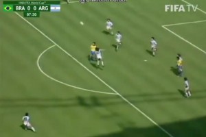 超級德比戰！馬拉多納90年對陣巴西個人集錦！賞心悅目！