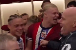 距世界杯一步之遙！挪威全隊賽后在更衣室狂歡